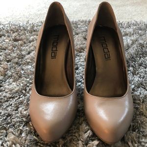 Moda neutral heel